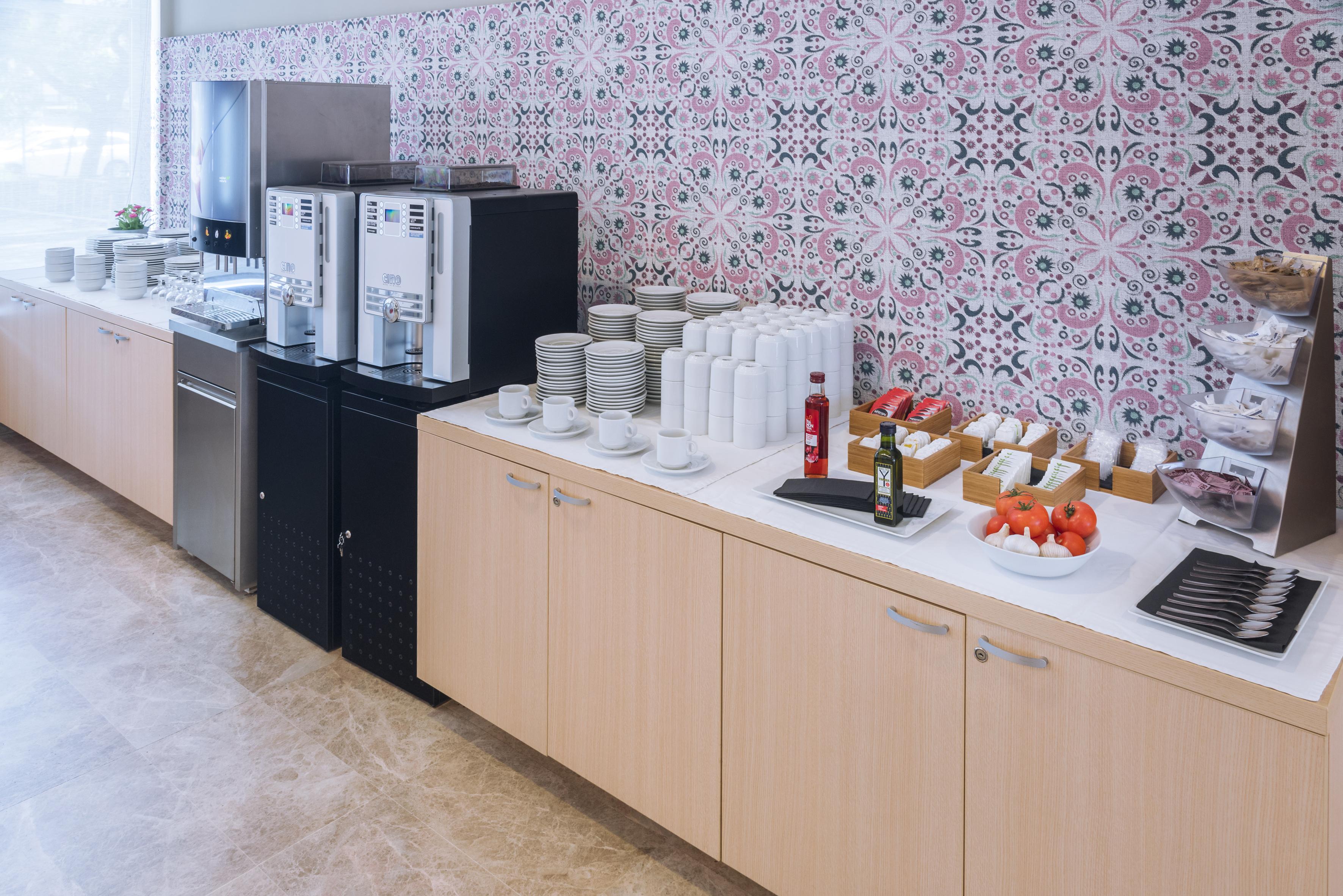 Aparthotel Cye Holiday Centre Salou Bagian luar foto