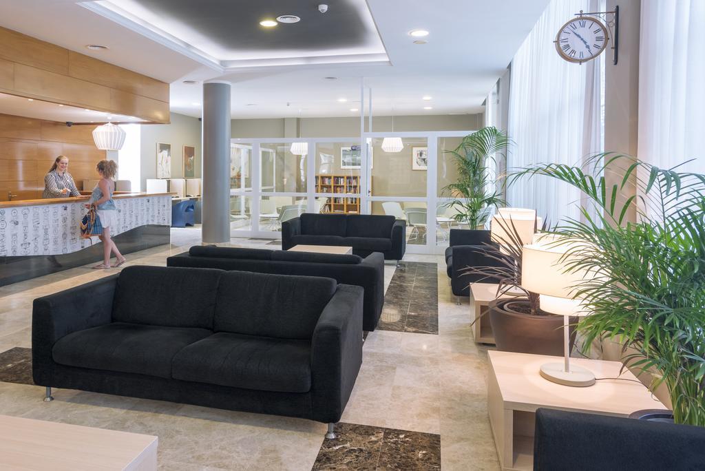 Aparthotel Cye Holiday Centre Salou Bagian luar foto