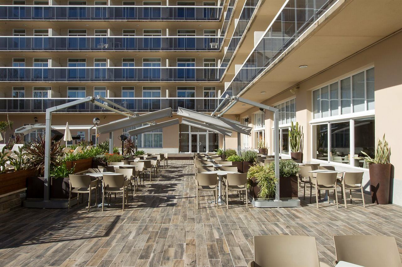 Aparthotel Cye Holiday Centre Salou Bagian luar foto